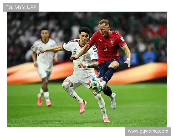 南非对韩国战报:1-0胜利确保小组第二 南非对韩国战报:1-0胜利确保小组第二